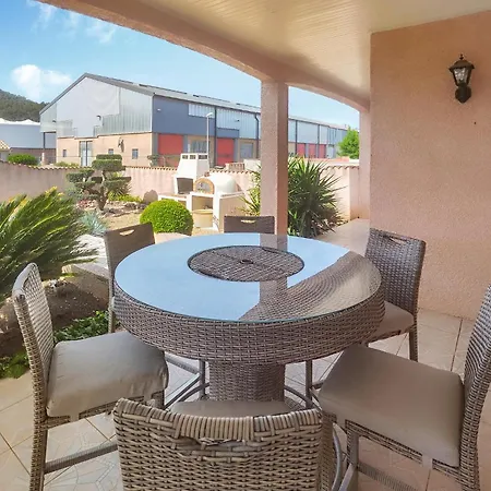 Casa de Férias In Sur Orb - Flh677